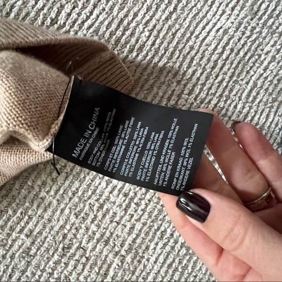 Club Monaco camel sweater dress - Picture 9 of 10